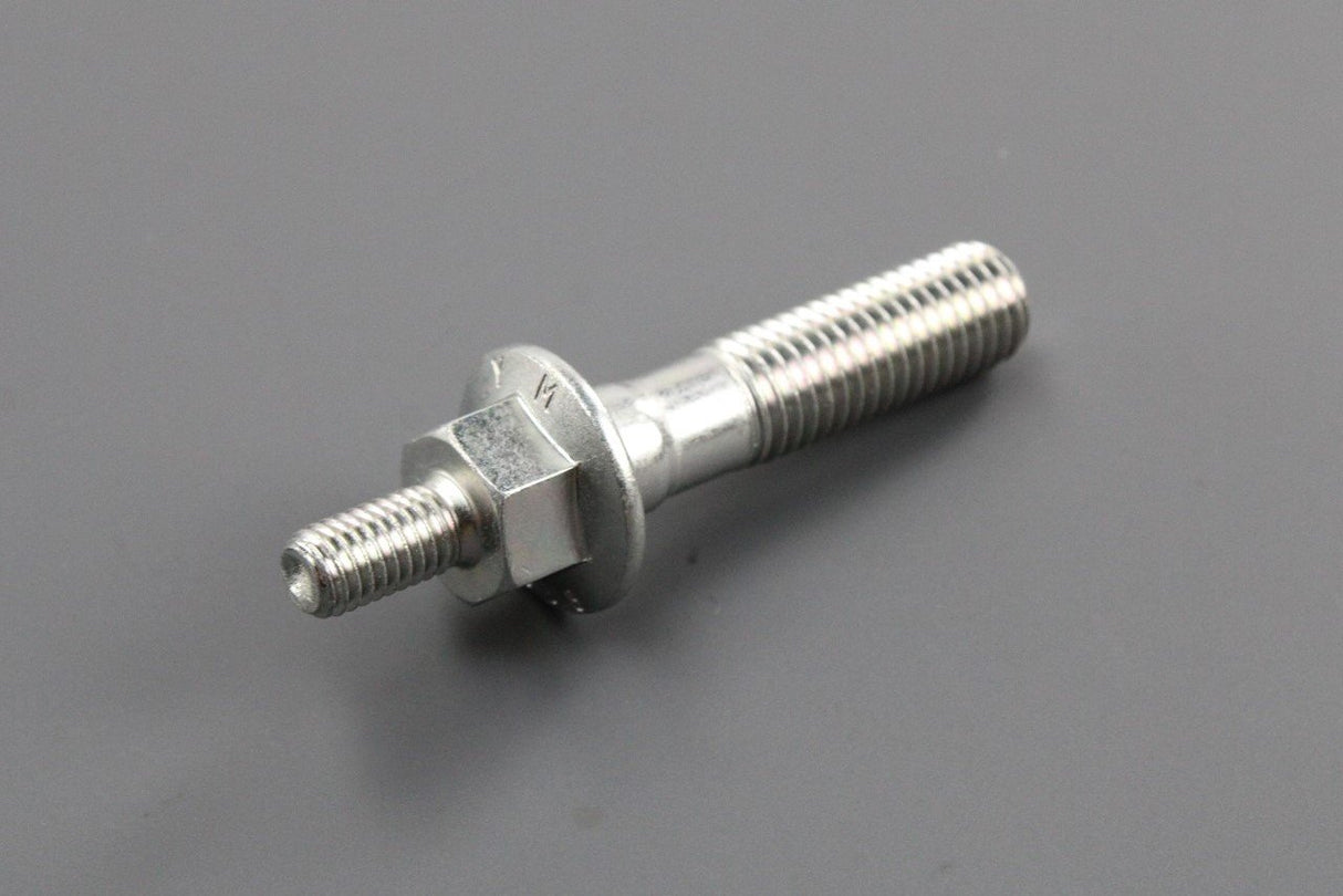 Volvo screw with pin 999472