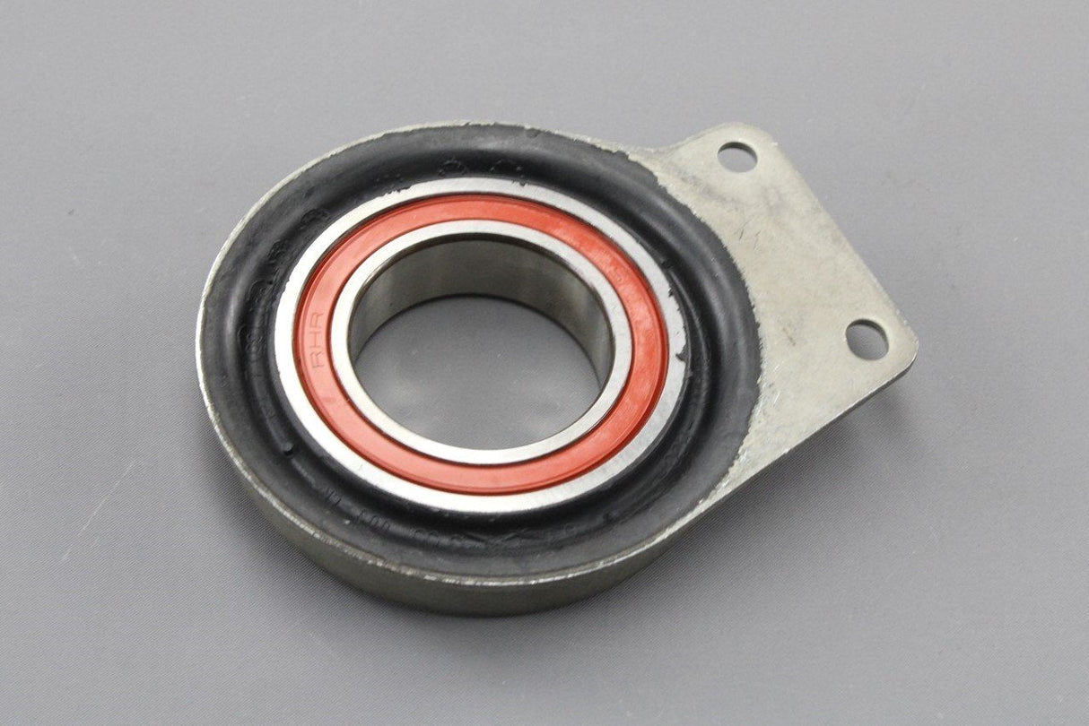 VW Transporter T5 T5.1 03-15 drive shaft mount (right inner) 7H0407181B