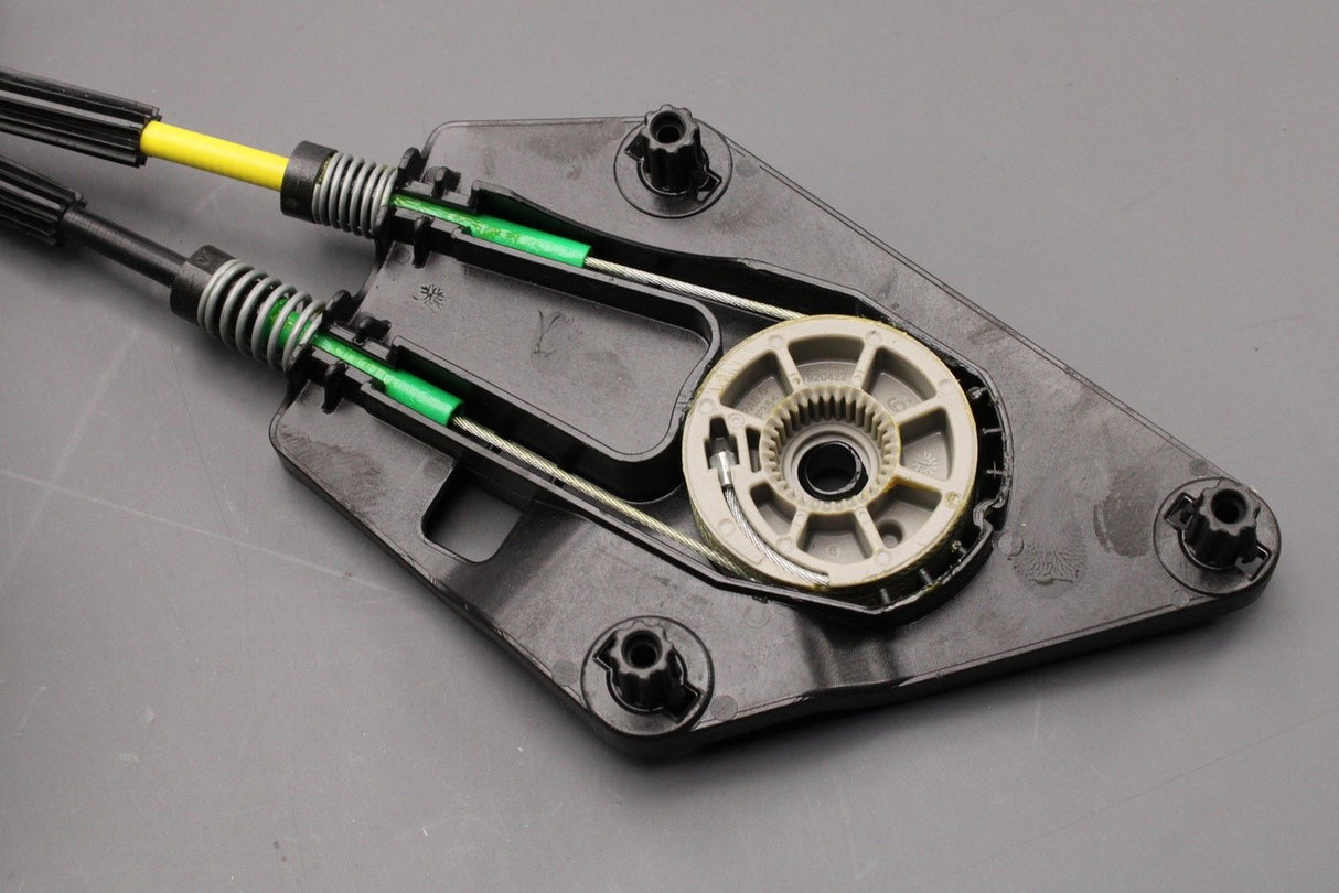 Audi A1 2011-2018 window regulator (front right) 8X4837462A