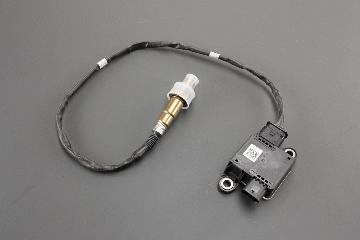 VW Amarok 2017-2022 3.0 V6 TDI exhaust NOx particle sensor 059906261D