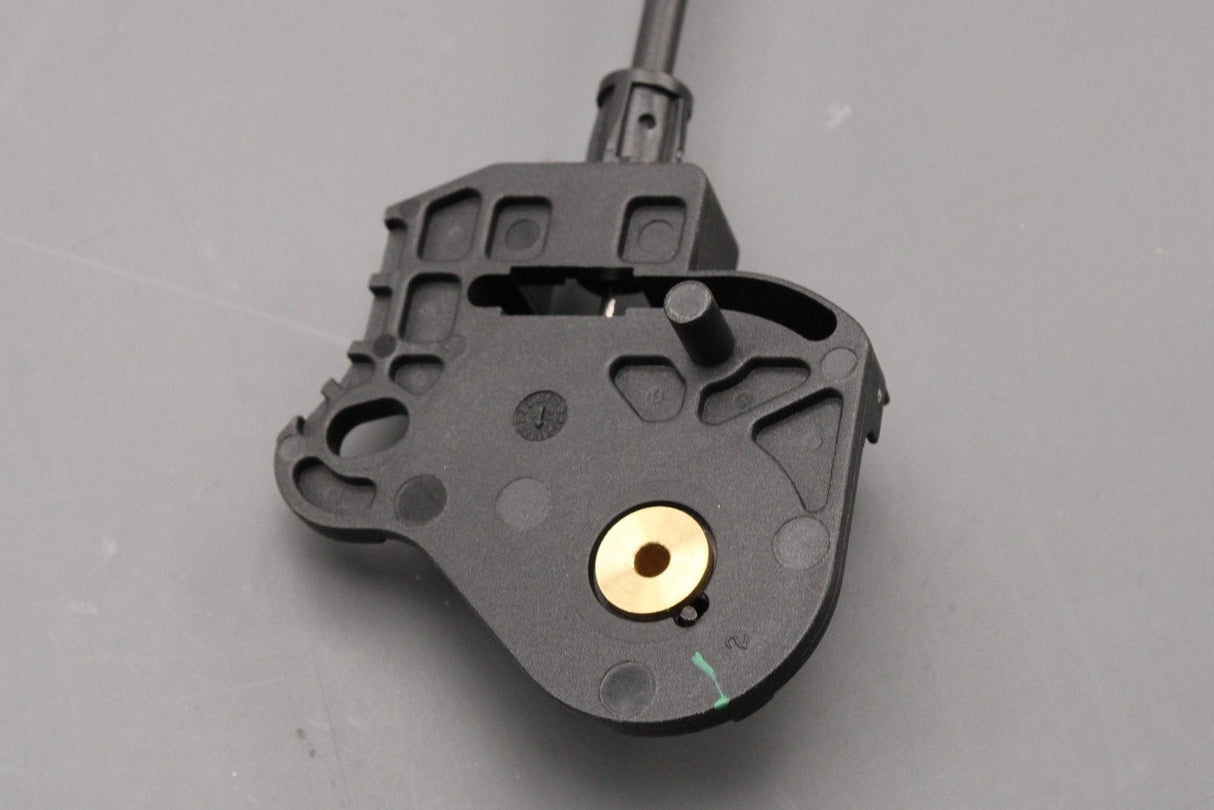 Range Rover 2013-2022 bonnet release bracket and cable (rear) LR121384