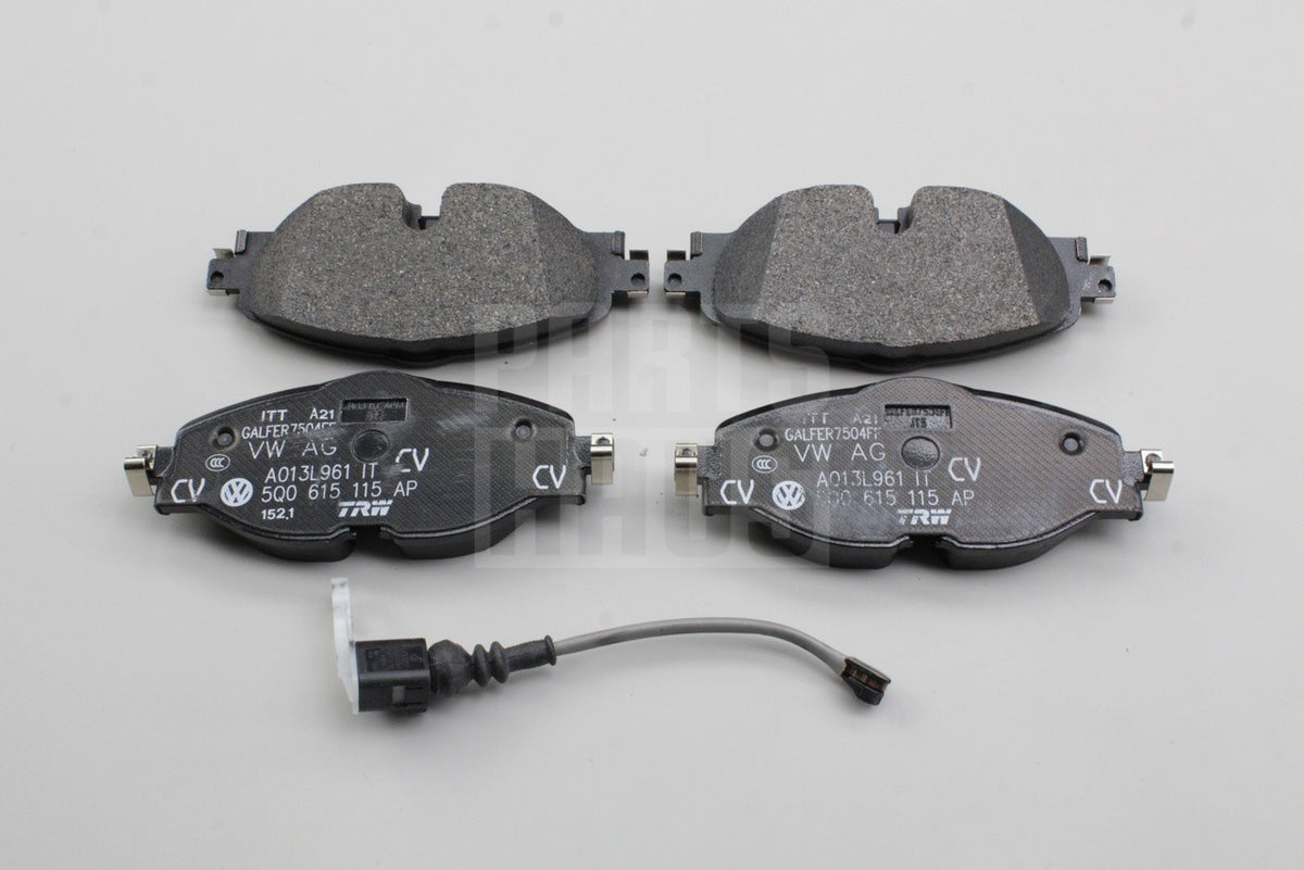 VW Golf GTI Audi A3 SEAT brake disc and pad kit (front) 8V0698302C
