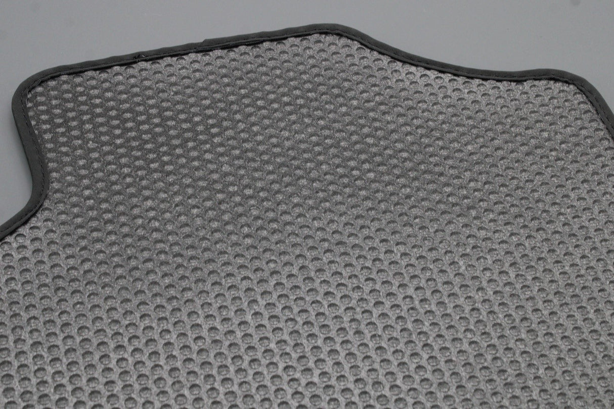 Audi TT 1998-2002 RHD textile floor mats 8N2061232E 29G