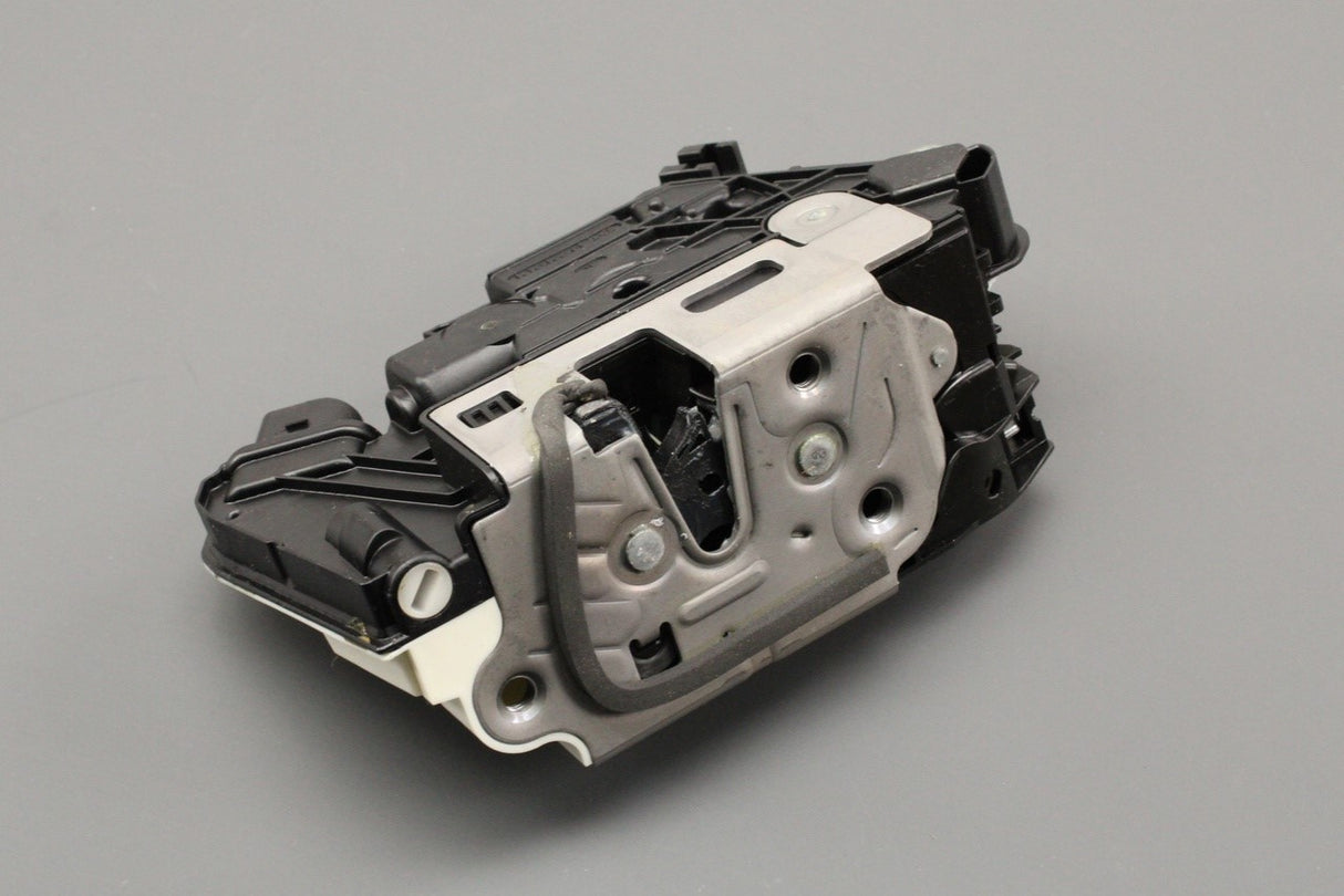 VW Amarok Tiguan CC SEAT Ibiza 2012-2022 RHD door lock (left) 5N2837015M