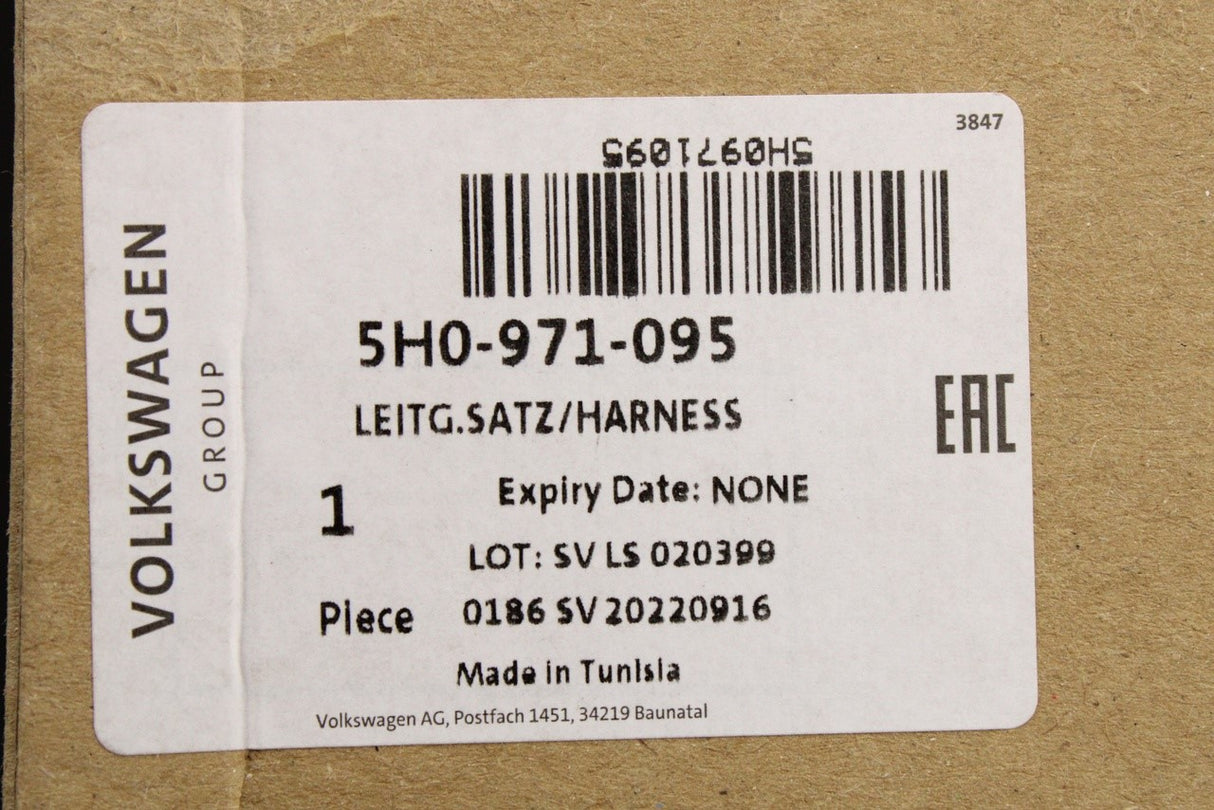 VW Golf MK8 2020-on front bumper wiring loom harness 5H0971095