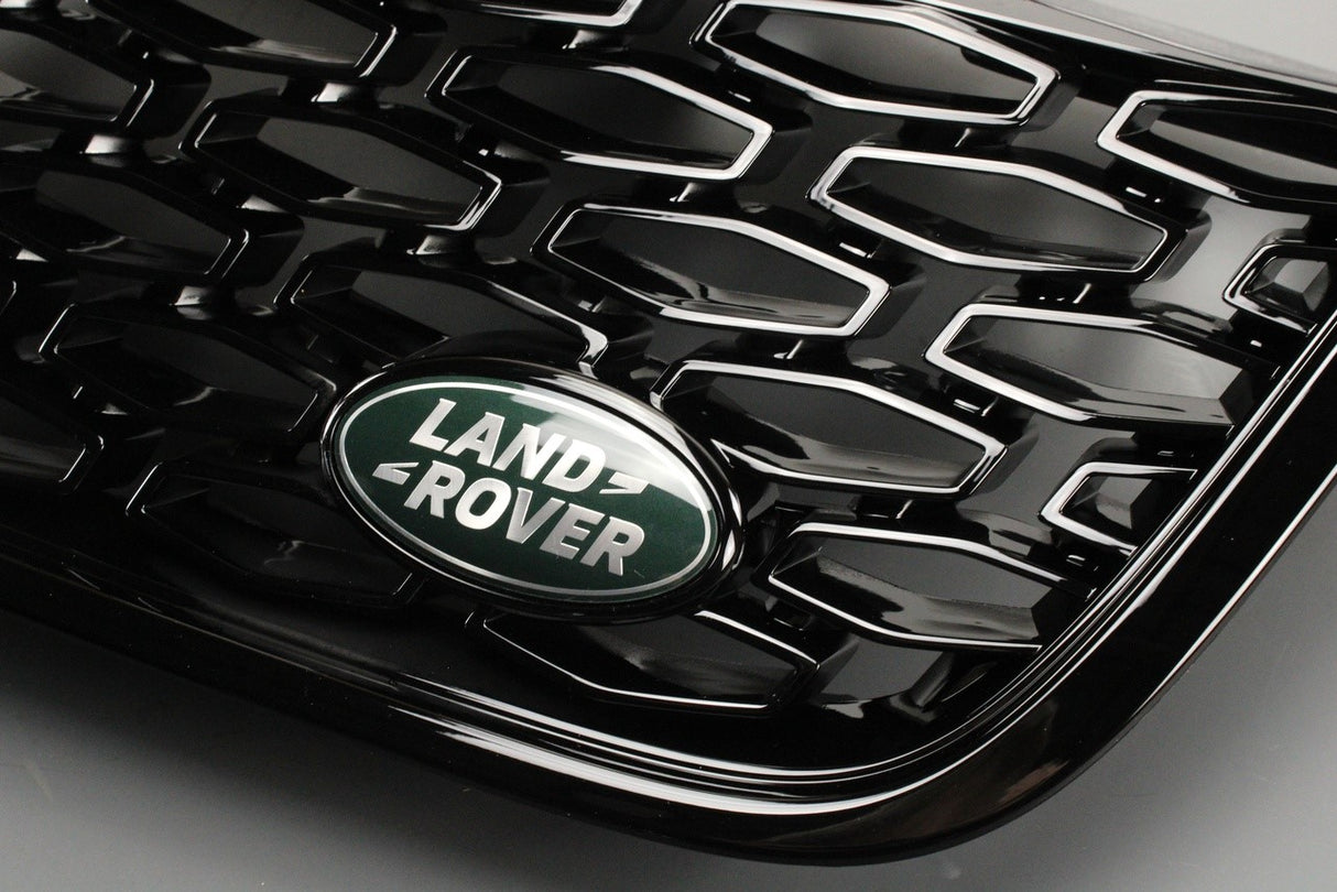 Land Rover Discovery 5 2017-on front radiator grille (black) LR110606