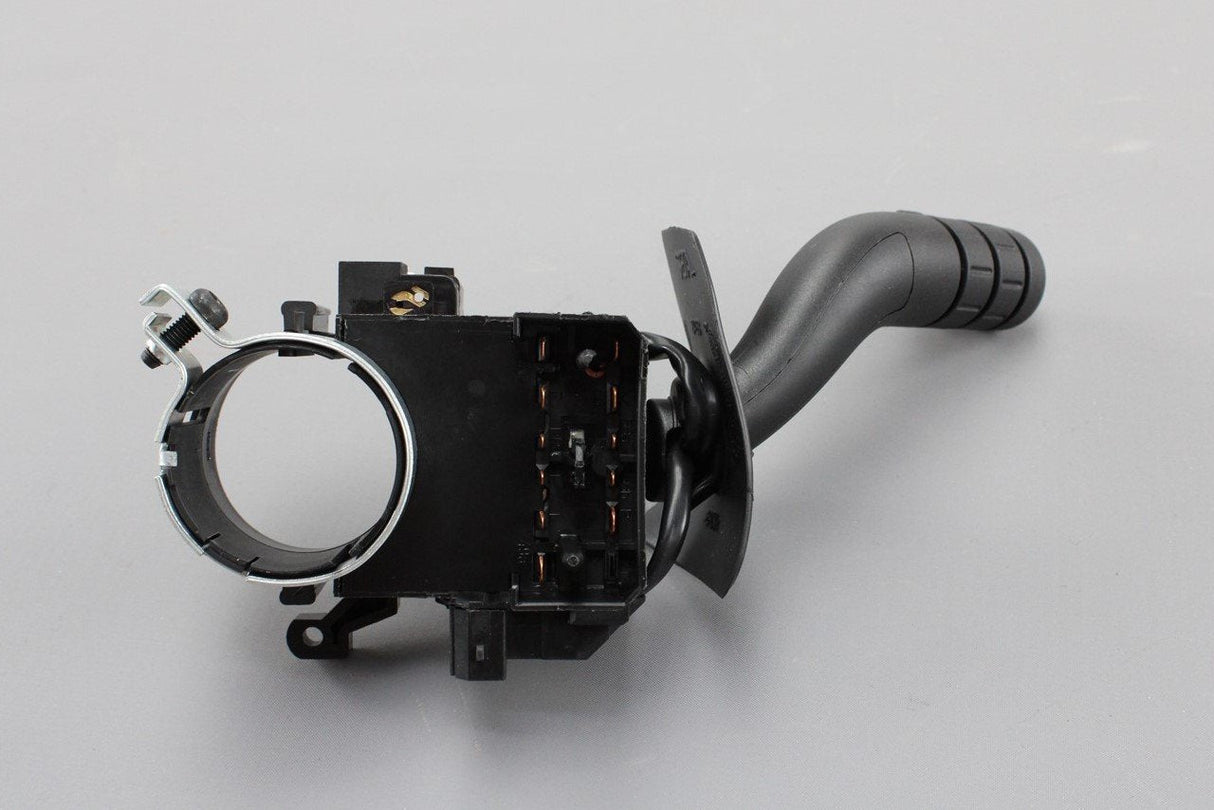 VW Fox 2005-2010 indicator stalks/headlight switch 5Z0953513A 1NN