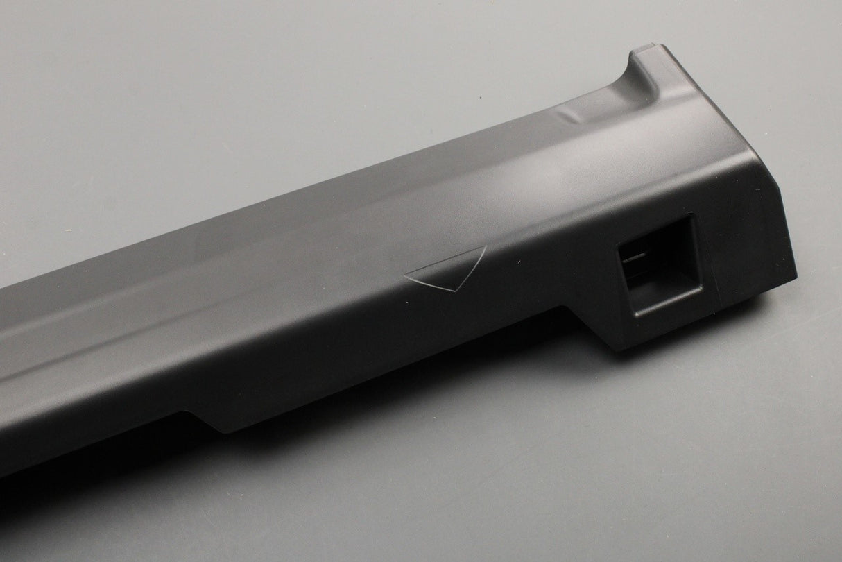 Land Rover Discovery Sport 2015-on door sill trim (left) LR156945