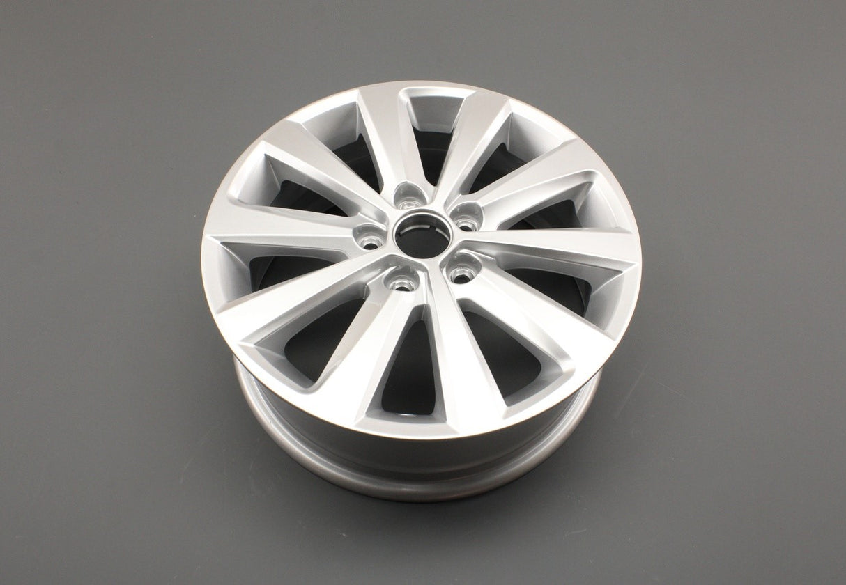 SEAT Ibiza 18-on diamond silver alloy wheel 15"x5.5J (x1) 6F0601025G 8Z8