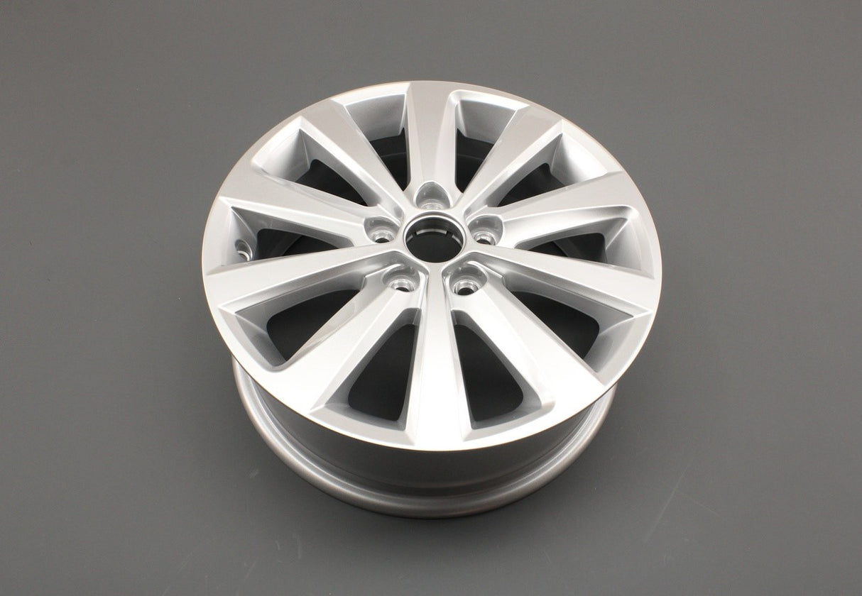 SEAT Ibiza 18-on diamond silver alloy wheel 15"x5.5J (x1) 6F0601025G 8Z8