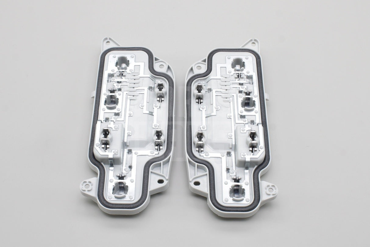 VW Caddy 2K 2016-2020 tail light bulb holders (wing doors) 2K1945257C / 2K1945258C