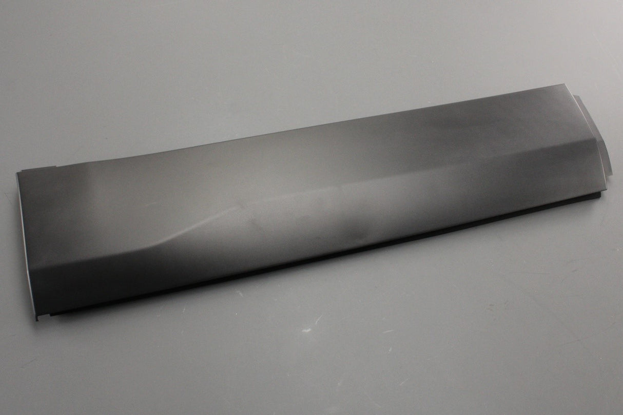 Land Rover Discovery Sport 15-on rear door moulding (right) LR116798