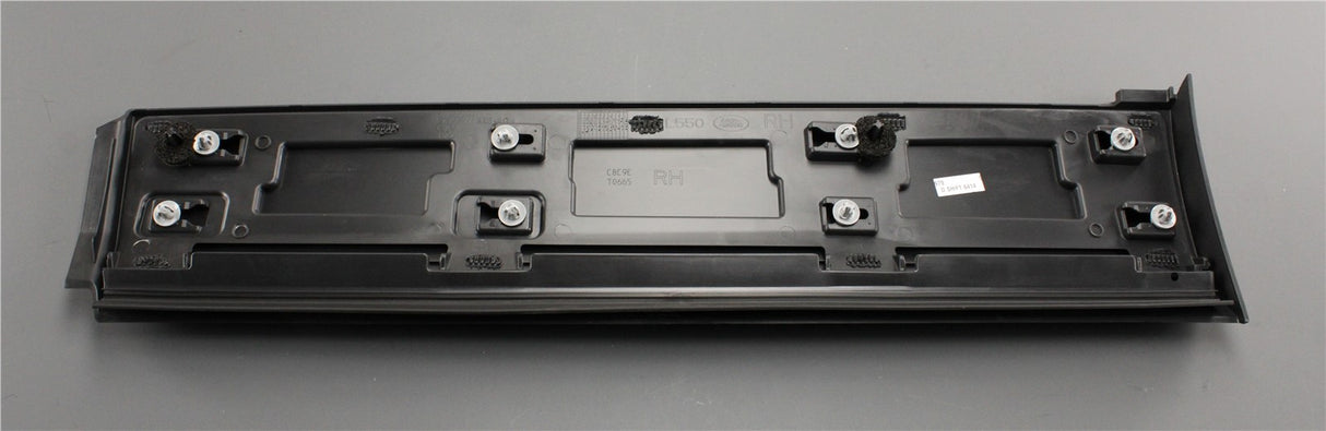 Land Rover Discovery Sport 15-on rear door moulding (right) LR116798
