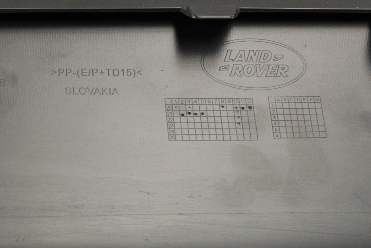 Land Rover Discovery 5 17-on rear bumper towing hook cover LR142617