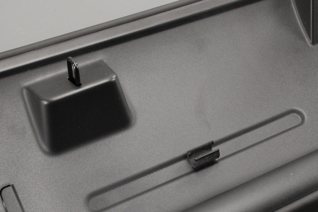 Land Rover Discovery 5 17-on RHD glovebox door (leather) LR088817