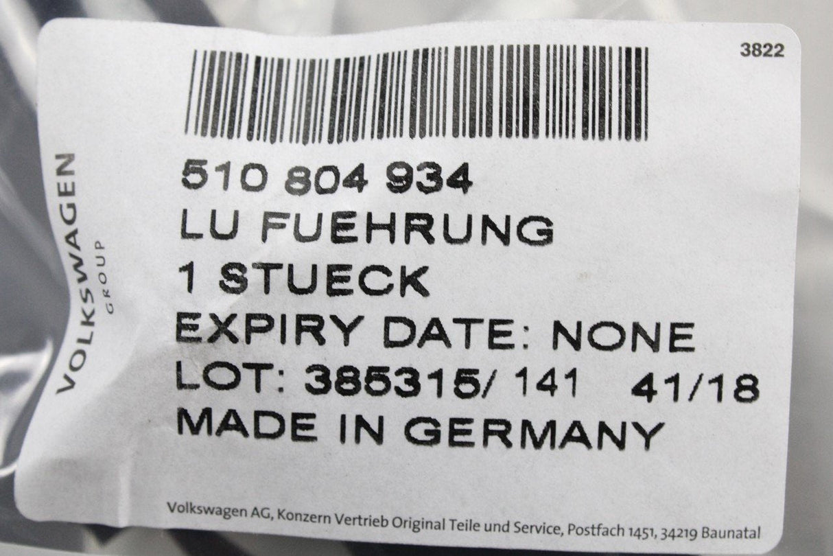 VW Golf Sportsvan 2014-21 tow hitch cable guide 510804934