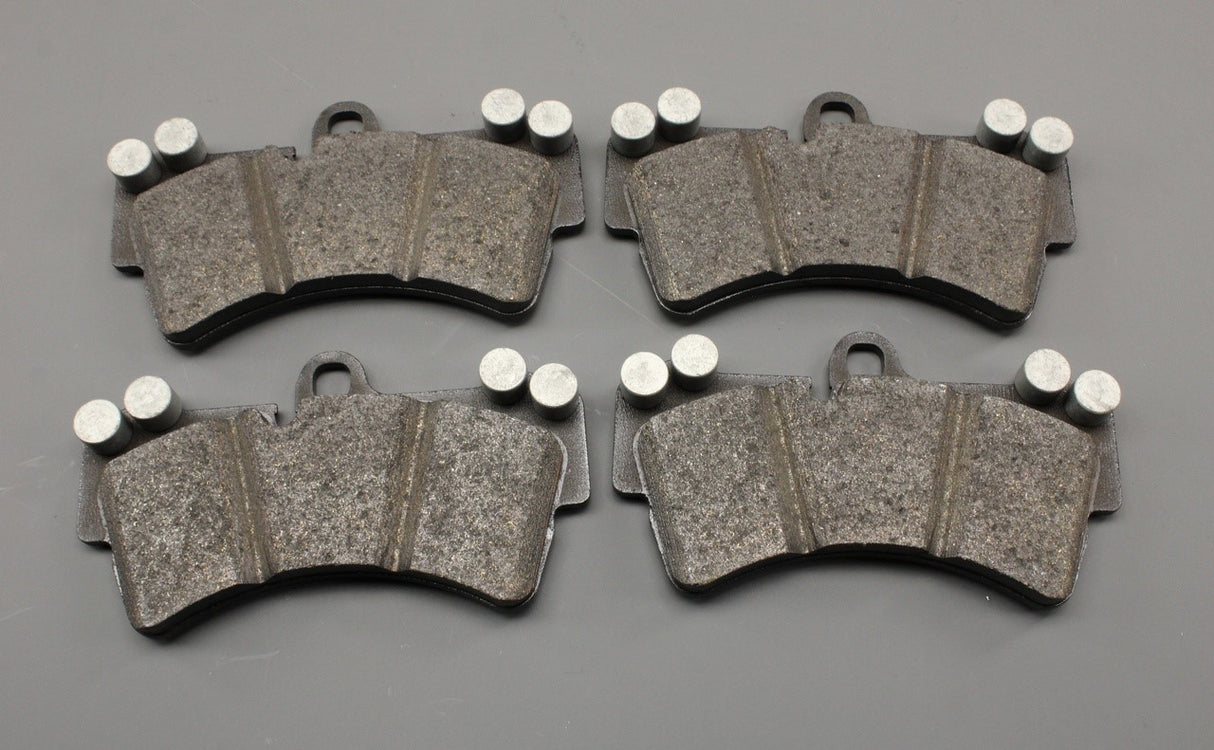 VW Touareg 03-10 Audi Q7 07-15 brake pads (front) 7L0698151R