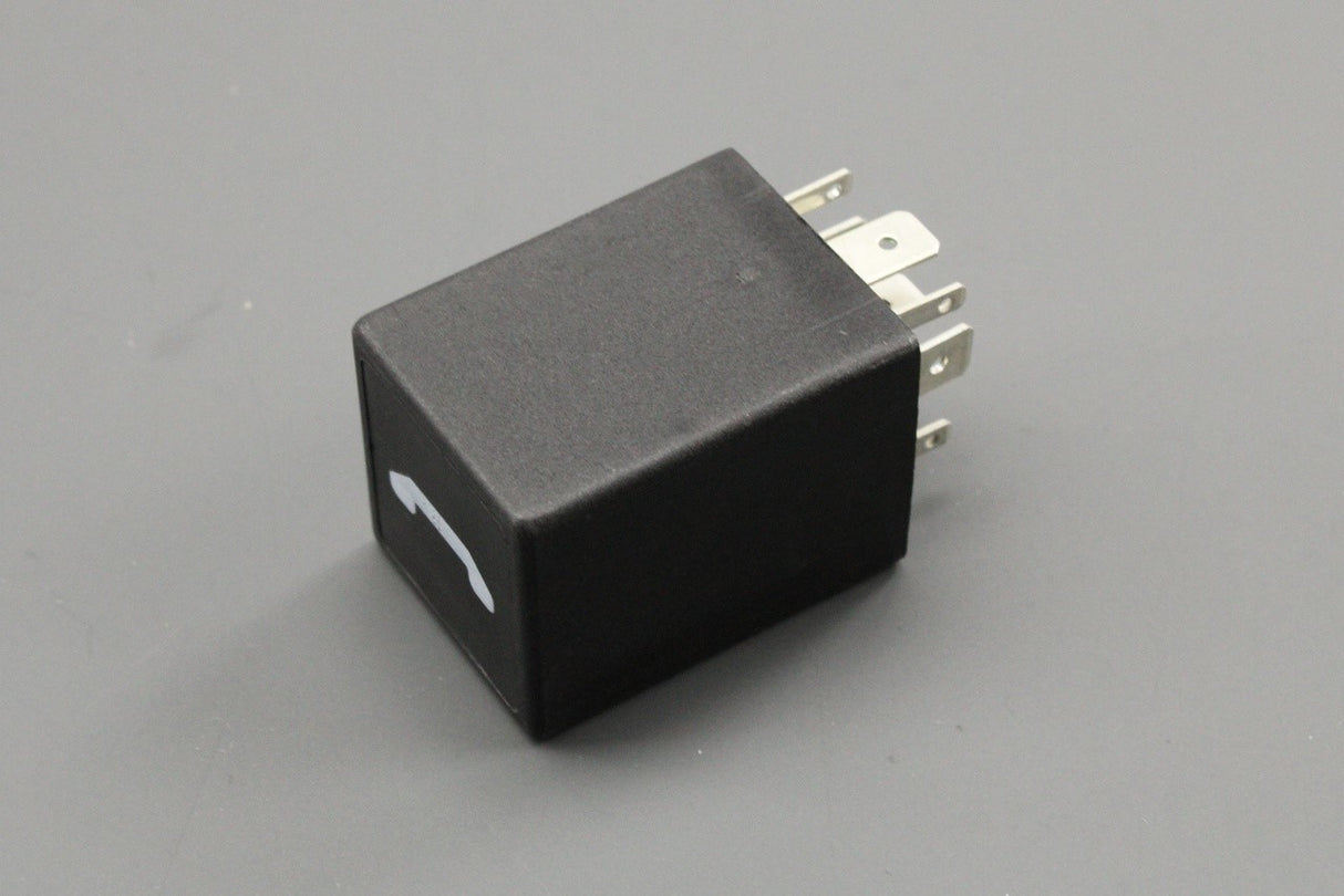 Bentley Continental GT GTC Flying Spur relay unit 3B0035731