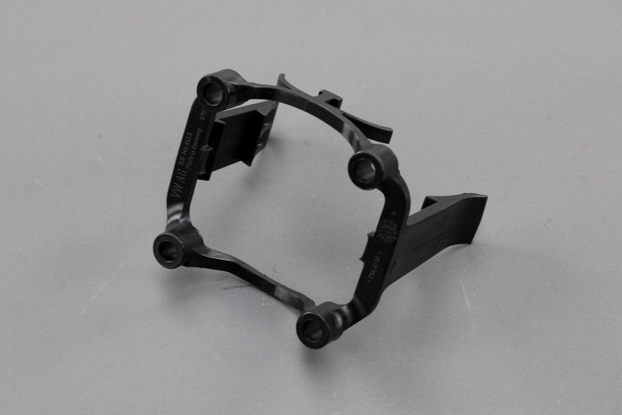 VW Audi Skoda SEAT intake pipe retaining clip (1.2 1.4 TSI) 03F145853A