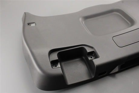 Land Rover Discovery Sport 2015-on tailgate trim LR159588