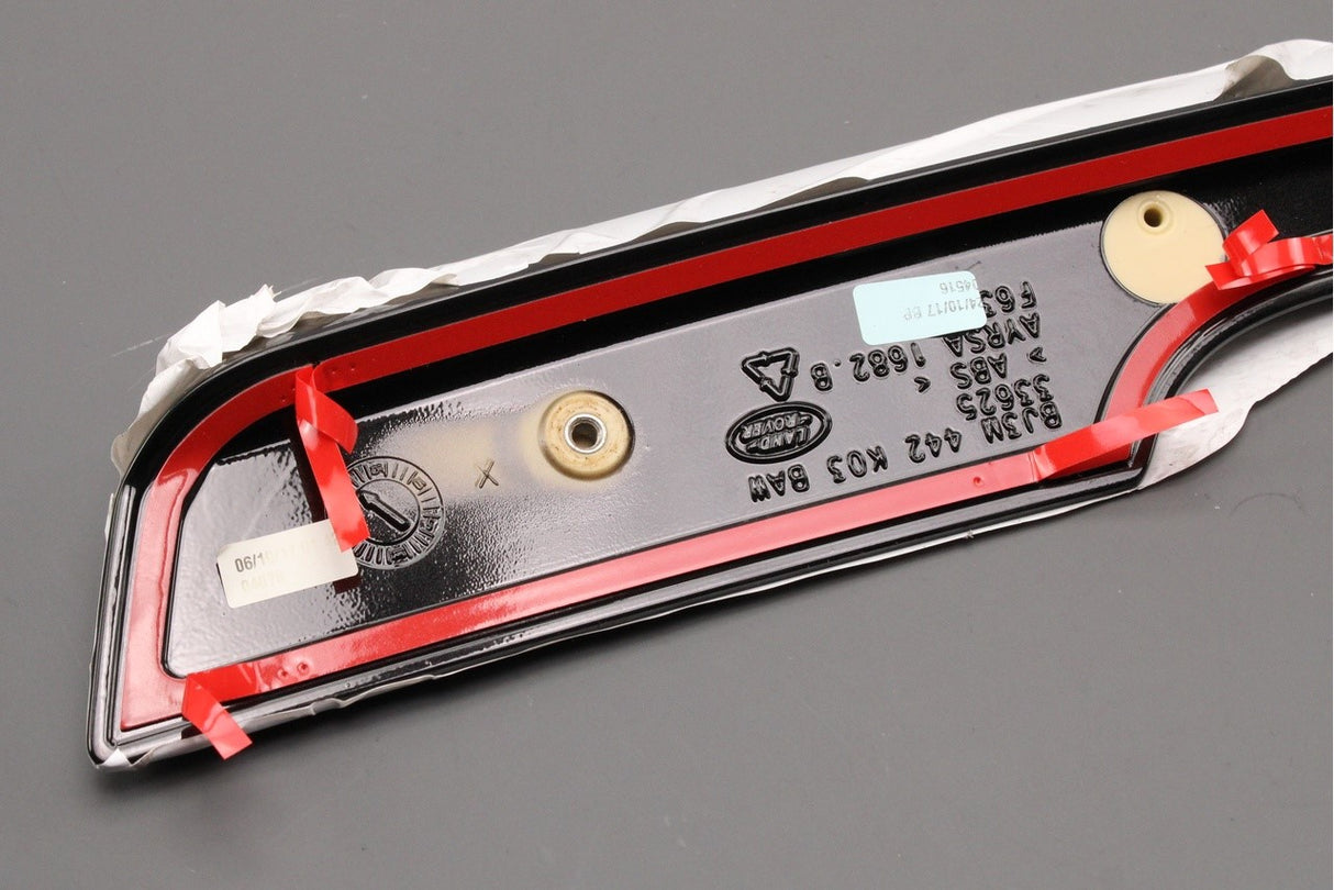 Range Rover Evoque L538 2012-2018 rear boot lid spoiler kit VPLVB0101