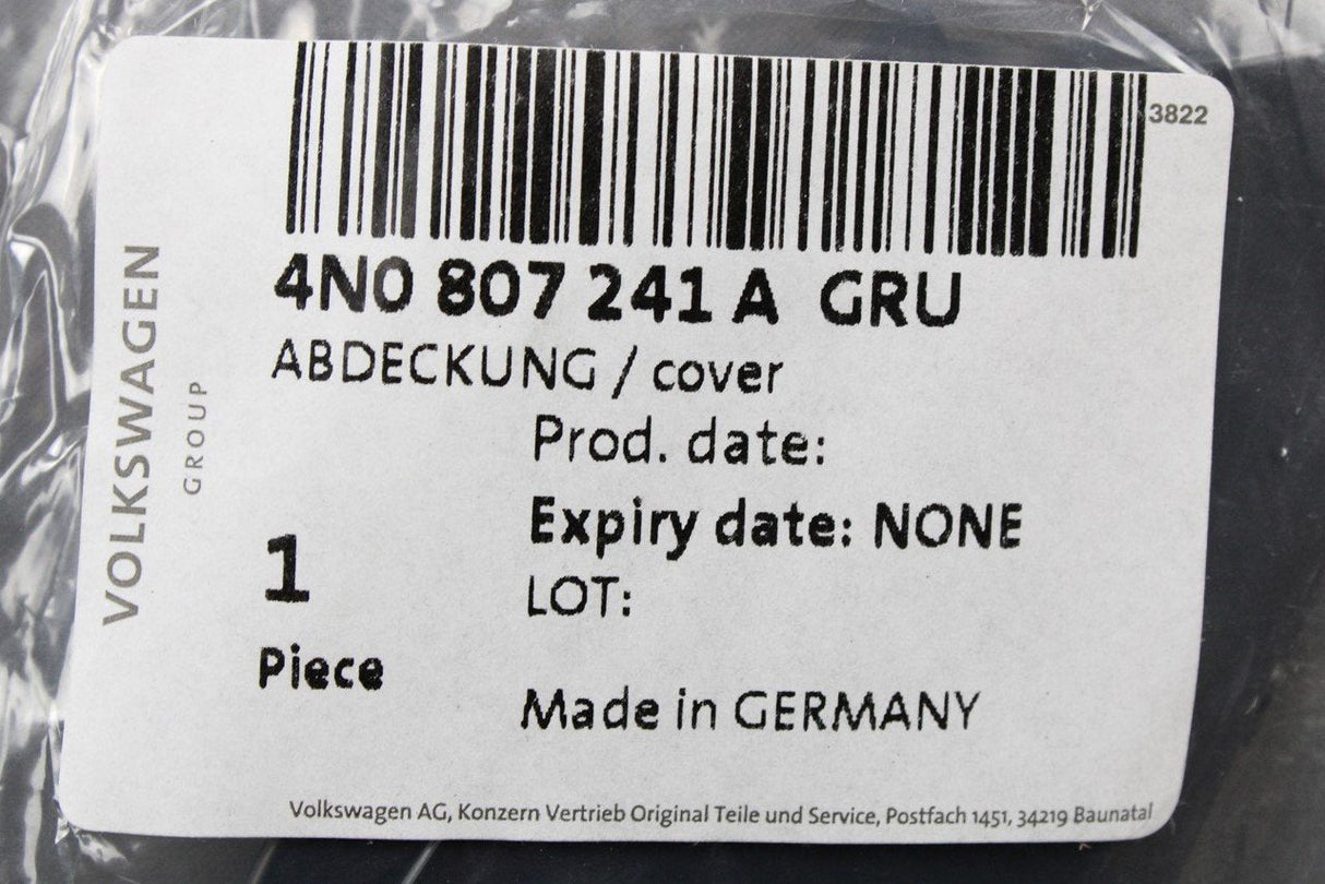 Audi S8 2018-on front bumper towing eye cover (primed) 4N0807241A GRU