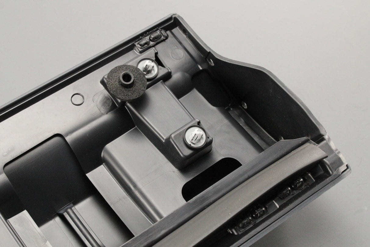 Range Rover Sport 2014-22 rear door moulding (left) LR125994