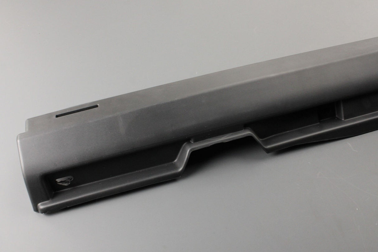 Range Rover Evoque 2012-18 door sill trim (left) LR027283