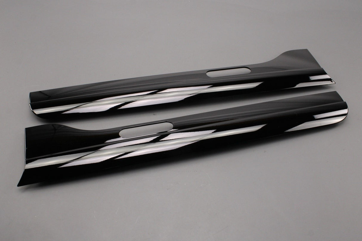 Land Rover Discovery 5 2017-on roof rail finishing trim VPLRR0166