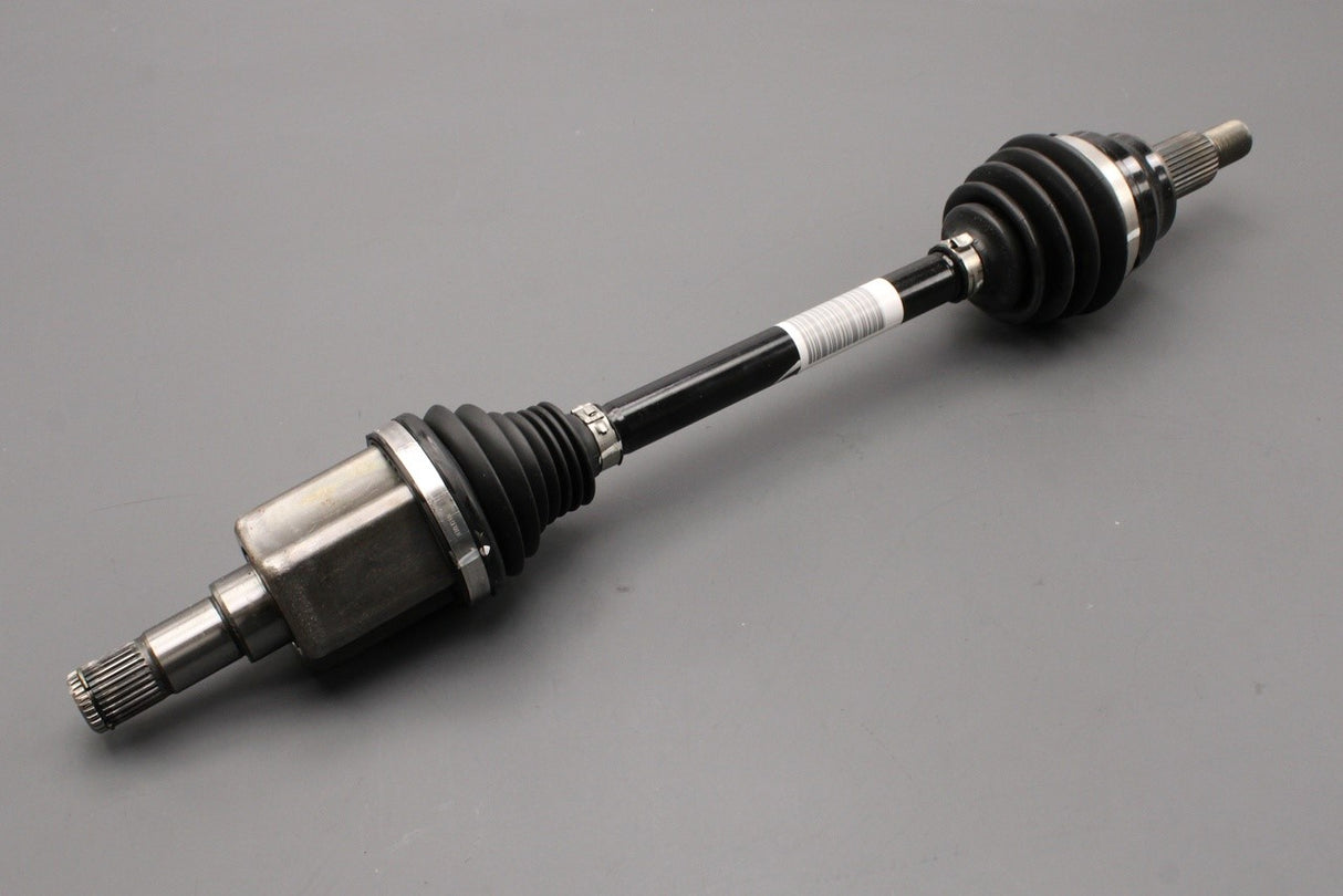 Range Rover Velar 2017-on drive shaft (front left) LR092740