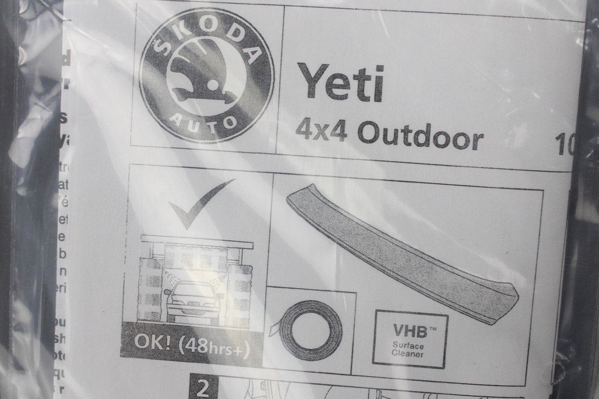 Skoda Yeti Outdoor 2014-On Rear bumper protector (Black) ZGB57X071 100