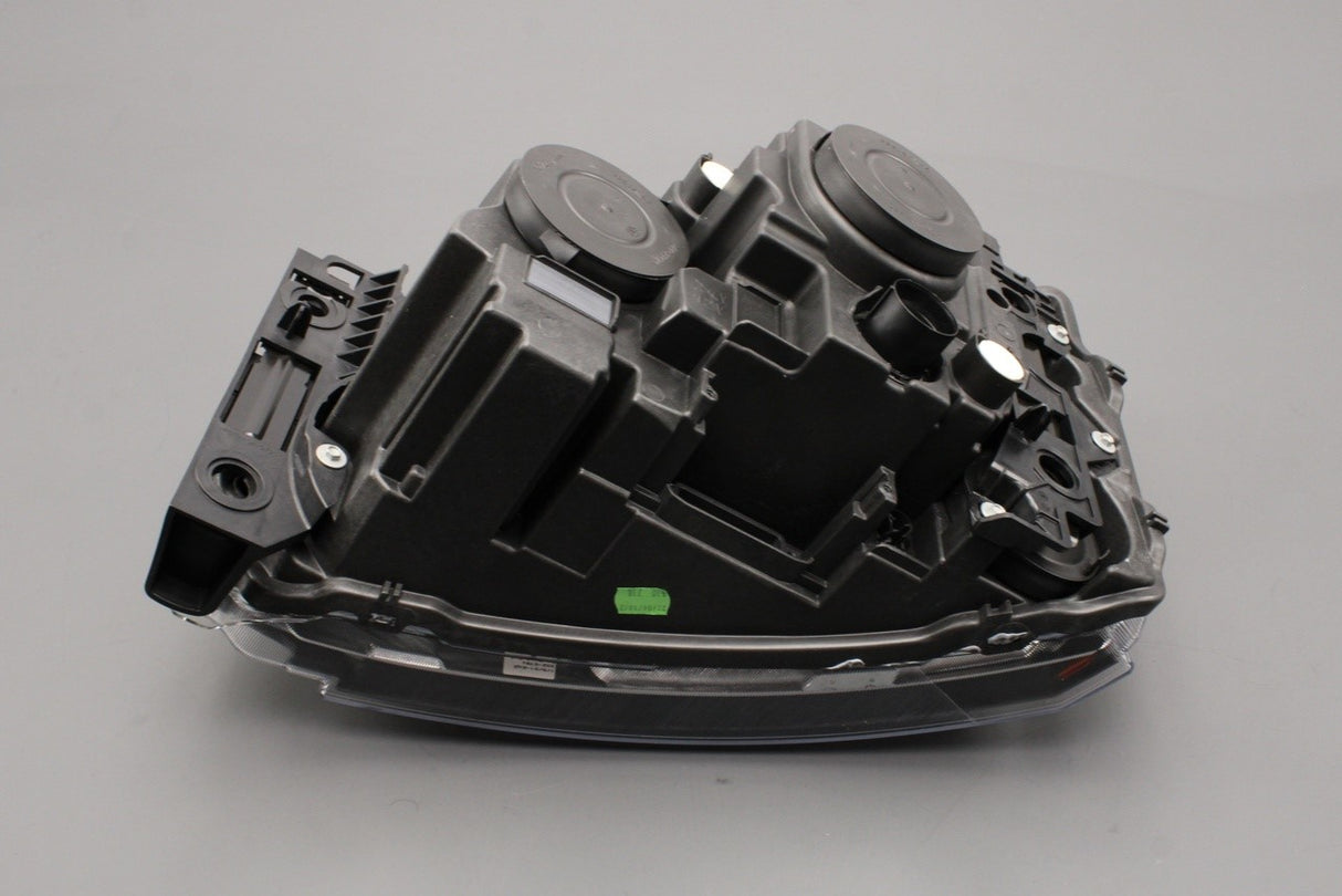 Land Rover Discovery 4 2010-16 RHD halogen headlight (right) LR023533