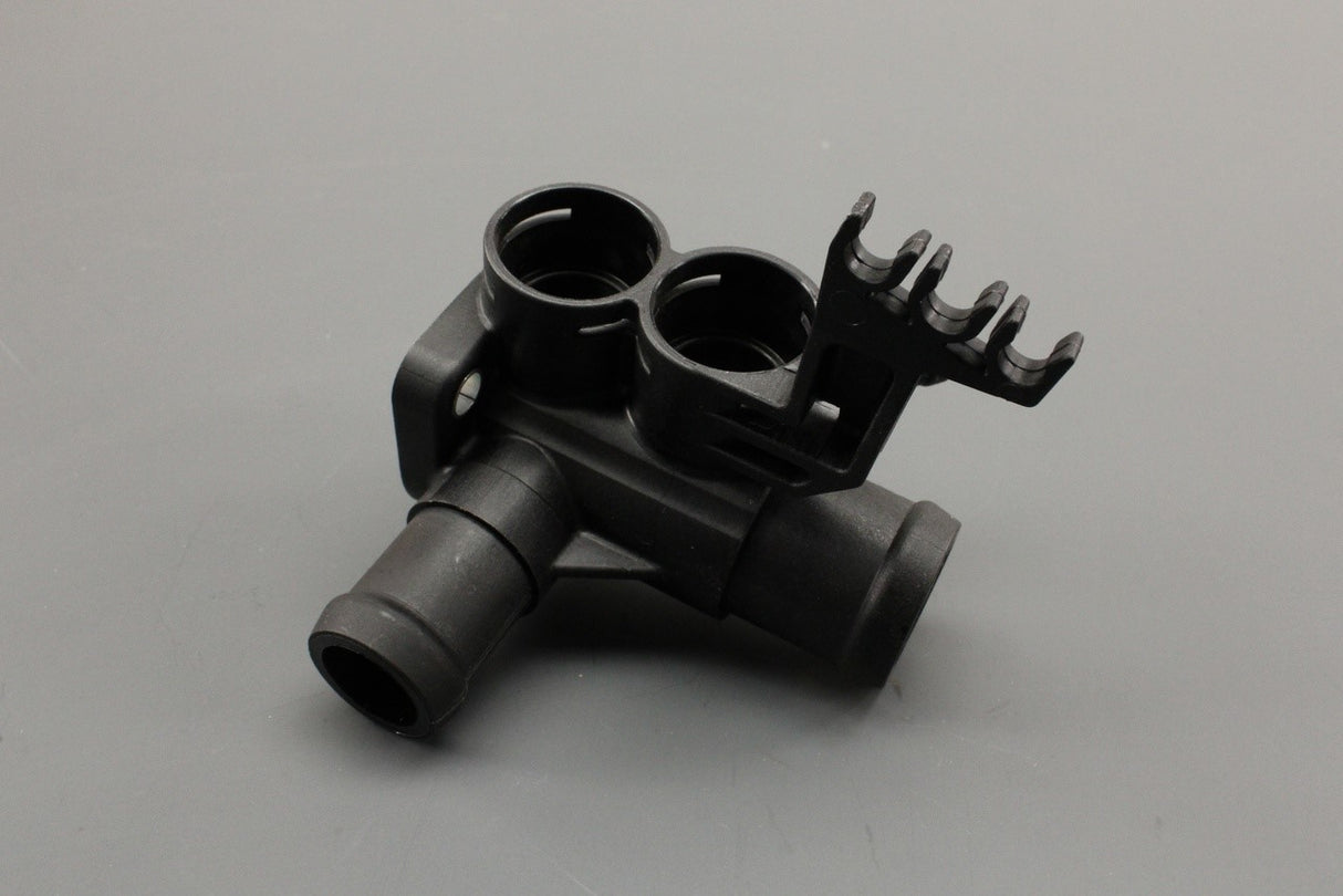 VW Golf MK3 Audi 100 SEAT coolant flange coupling (diesel) 037121133F