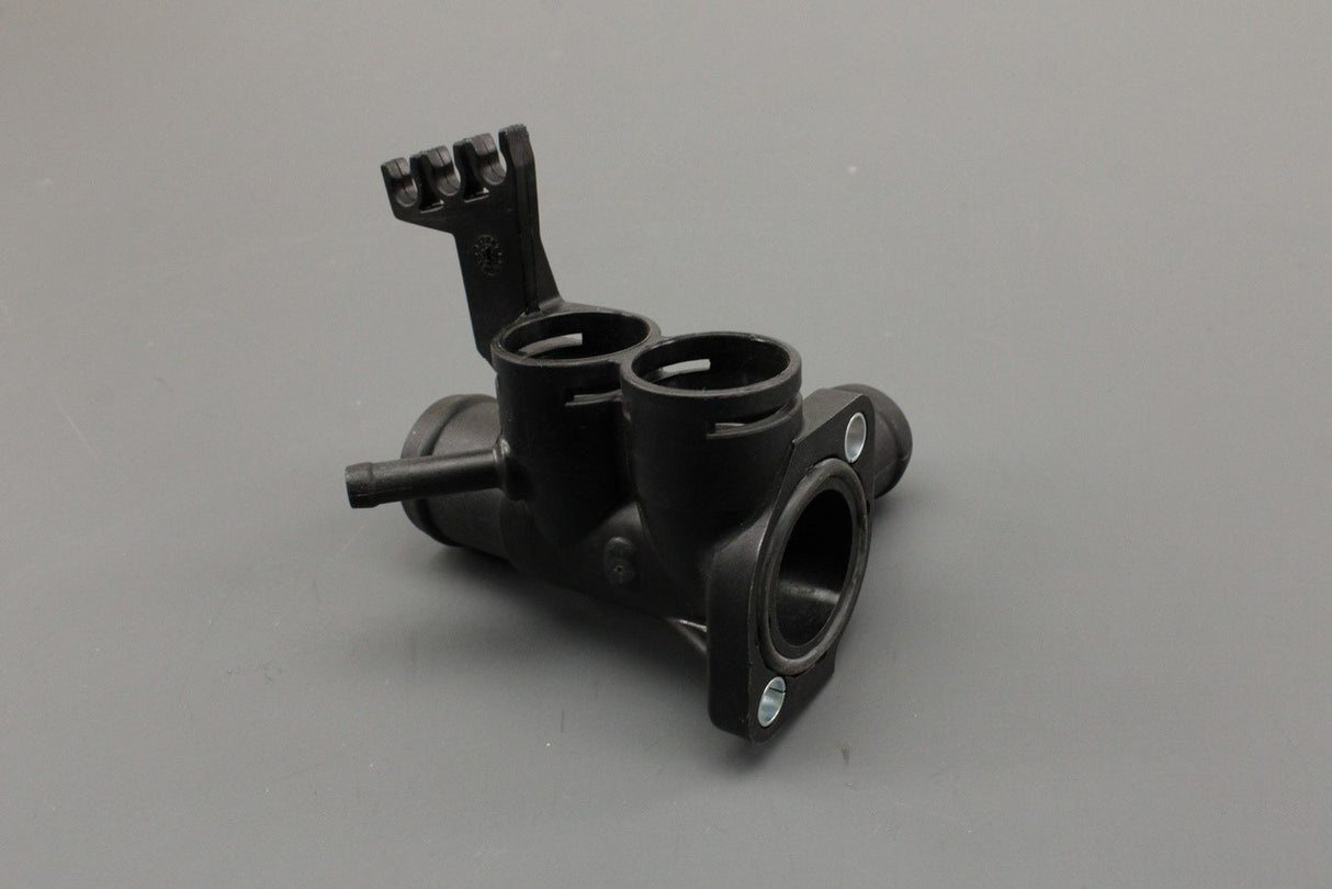 VW Golf MK3 Audi 100 SEAT coolant flange coupling (diesel) 037121133F