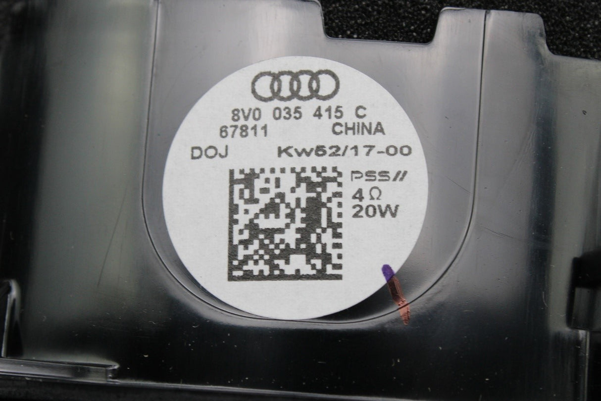 Audi A3 S3 RS3 2013-20 Q2 2017-on front door bass loudspeaker 8V0035415C