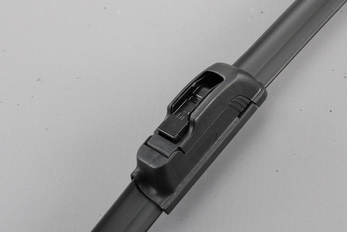 VW Golf MK4 Bora Lupo Retro fit aero wiper blades RHD (set) 1J2998002