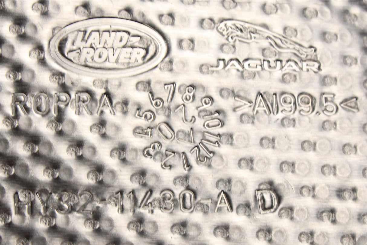 Land Rover Discovery 5 2017-on rear floor heatshield (right) LR083675