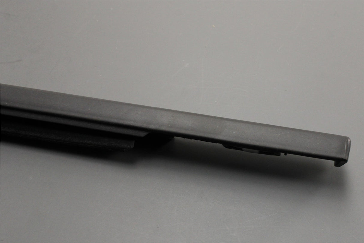 Jaguar E-Pace 2017-on outer window aperture seal (right) J9C12948