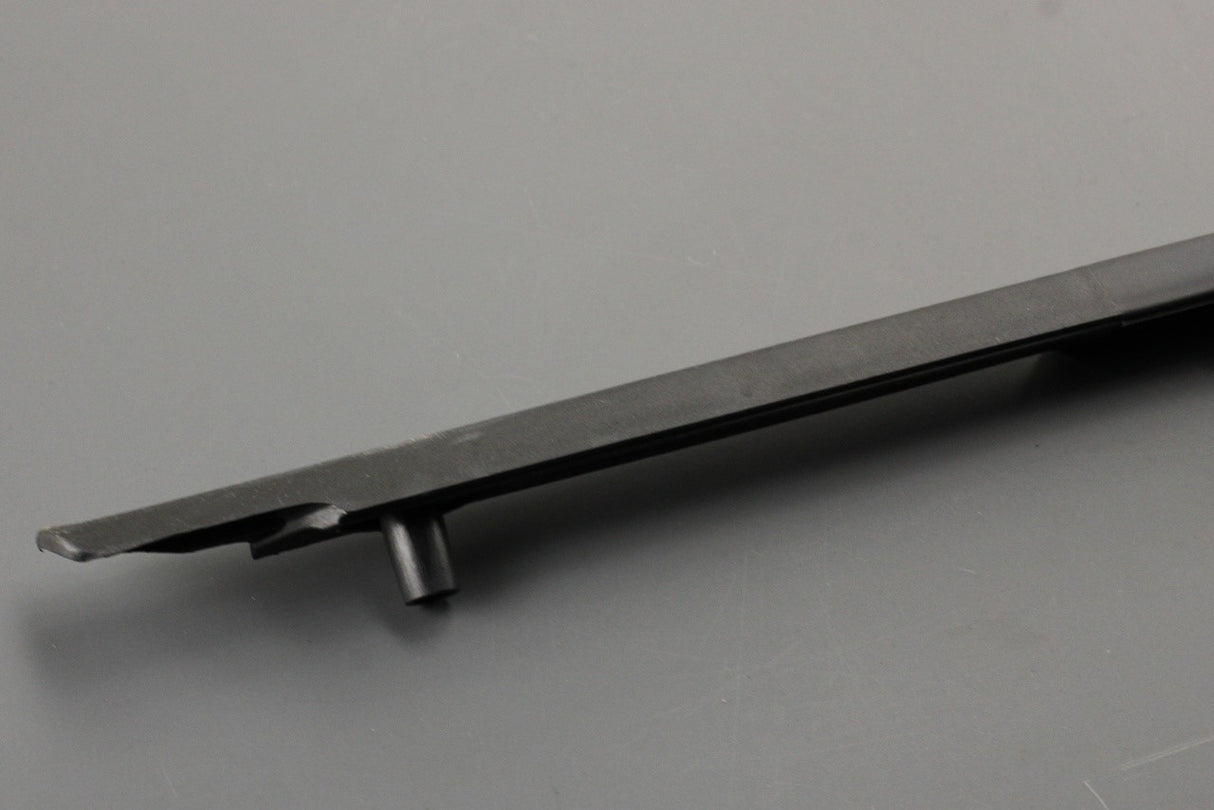 Jaguar E-Pace 2017-on outer window aperture seal (right) J9C12948