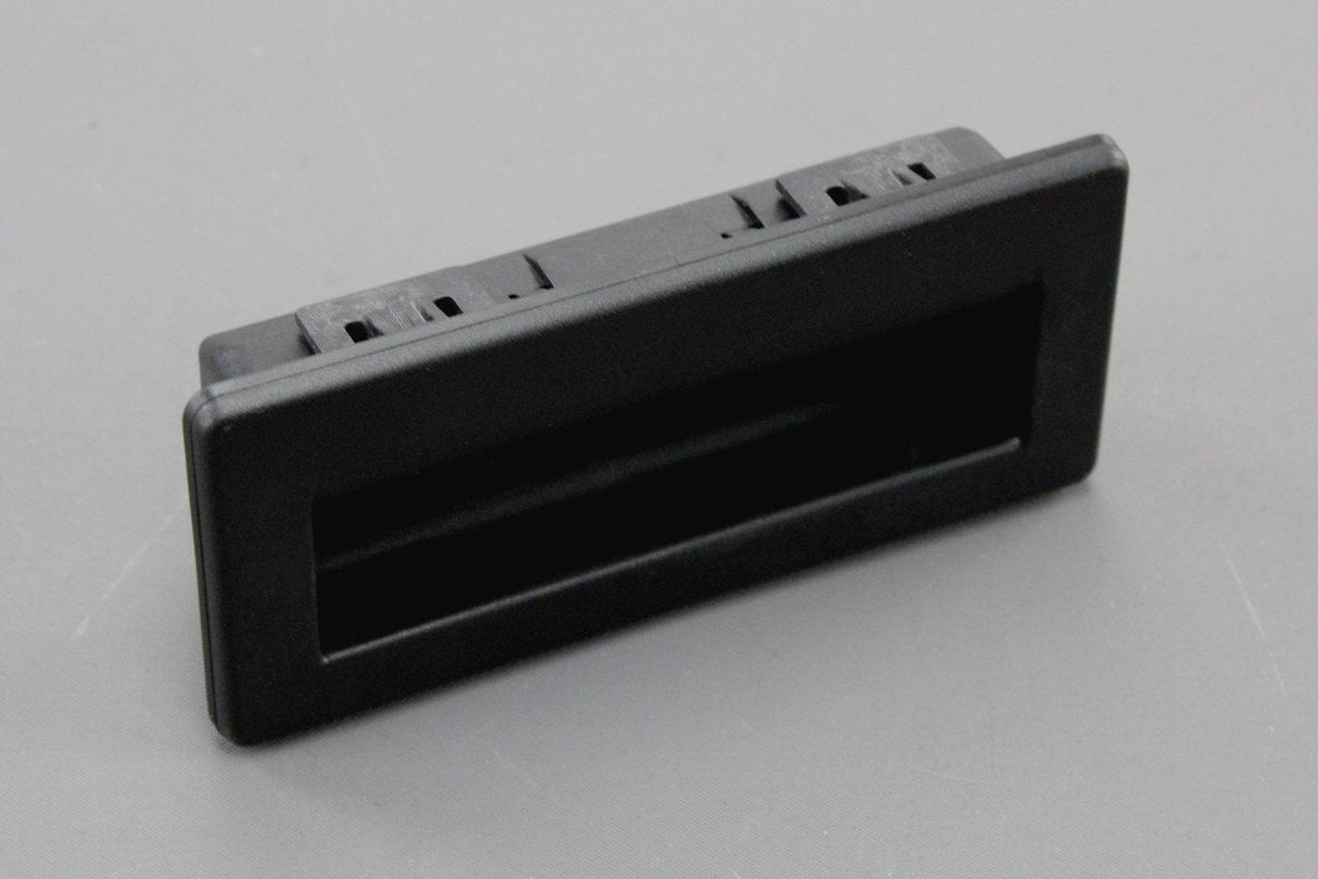 VW Tiguan Touran Audi A4 RS4 Skoda Yeti SEAT boot lid handle 3V0827566