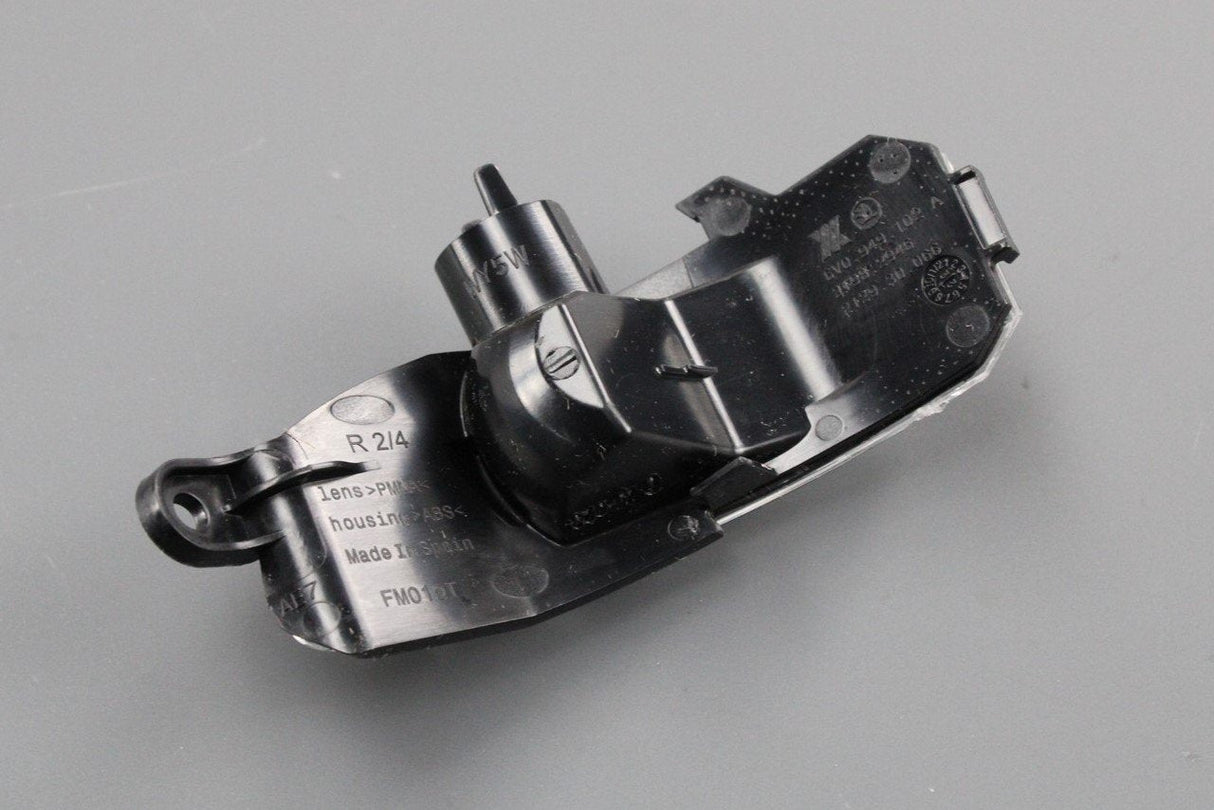 Skoda Rapid 2013-on wing mirror turn signal indicator (right) 6V0949102A