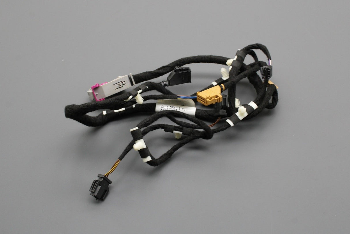 Audi A3 S3 8P 2008-2013 drivers door trim wiring harness 8P4971035S