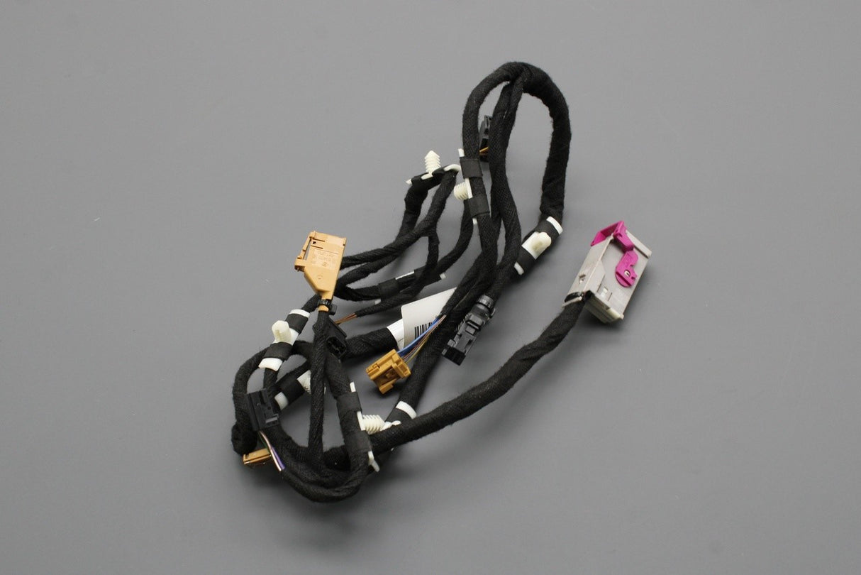Audi A3 S3 8P 2008-2013 drivers door trim wiring harness 8P4971035S