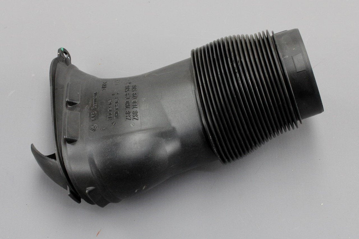 VW Transporter T5 T5.1 T6 1.9 2.0 2.5 TDI air intake pipe 7H0129578B