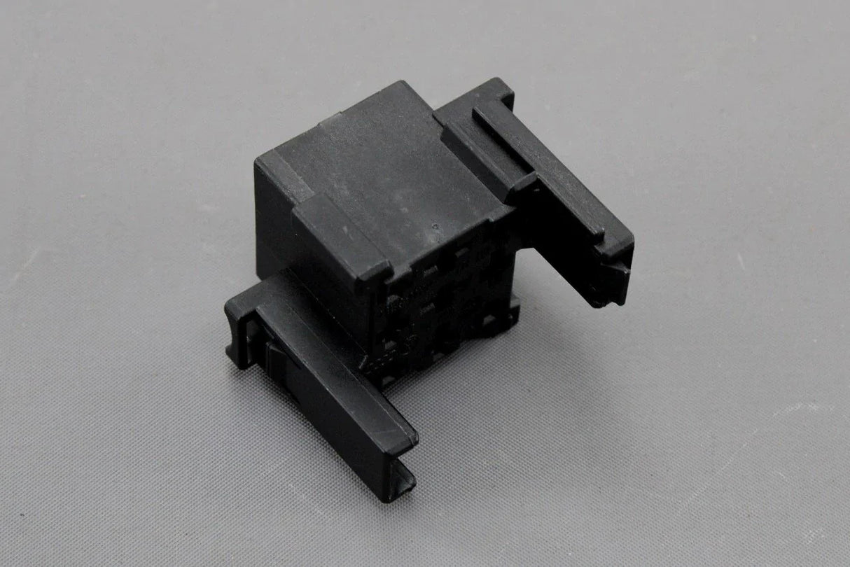 VW Audi Skoda SEAT Relay plate/holder 9-pin (black) 4H0937527
