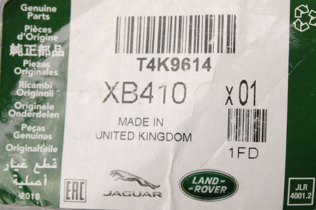 Jaguar I-Pace 2018-2025 quilted boot liner T4K9614