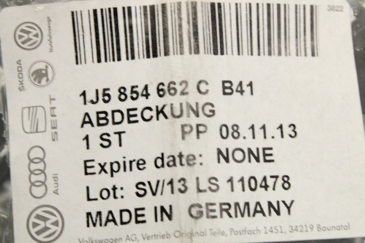 VW Bora 1999-2005 lower front bumper grille (right) 1J5854662C B41