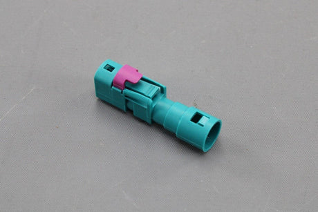 VW Audi Skoda aerial wire female connector removable housing 4L0035576K
