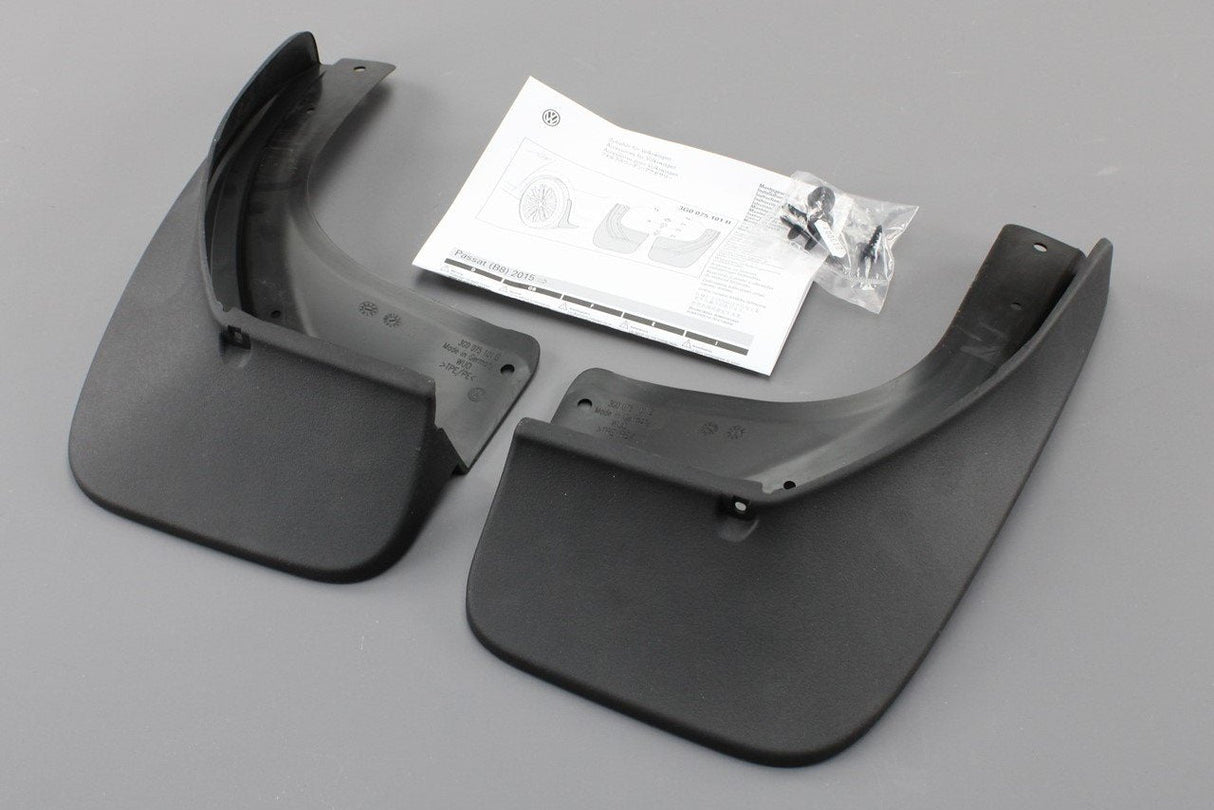 VW Passat B8 2015-on accessory mud flaps set (rear) 3G0075101B