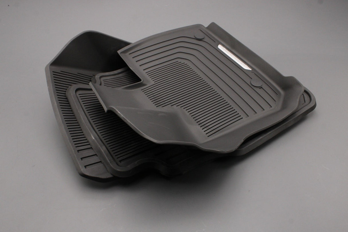 Land Rover Range Rover 2022-on RHD rubber floor mat set (LWB) VPLKS0628